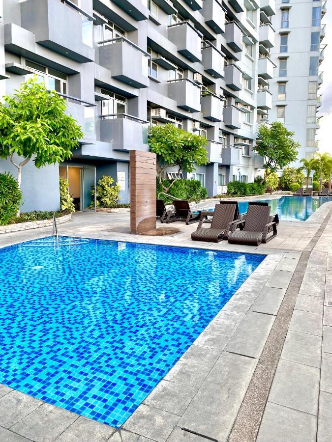 Frost At Manhattan Heights Towerb 마닐라 외부 사진