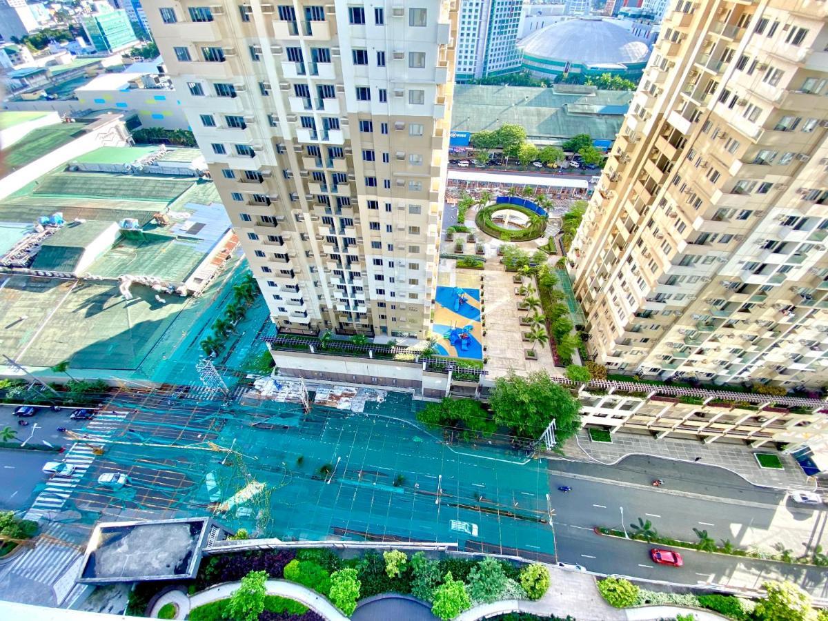 Frost At Manhattan Heights Towerb 마닐라 외부 사진