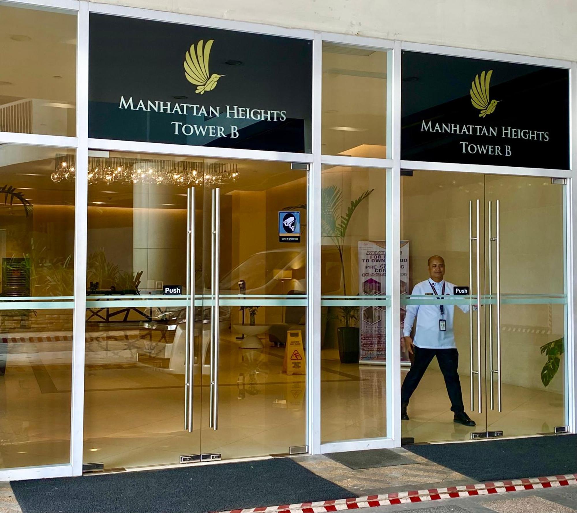 Frost At Manhattan Heights Towerb 마닐라 외부 사진